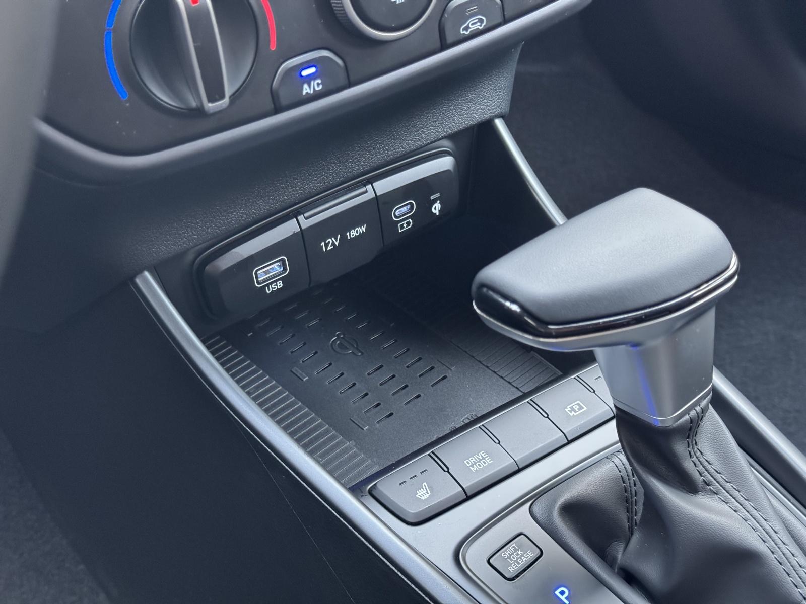 HYUNDAI i20 1.0 T-GDi Amplia-image-23