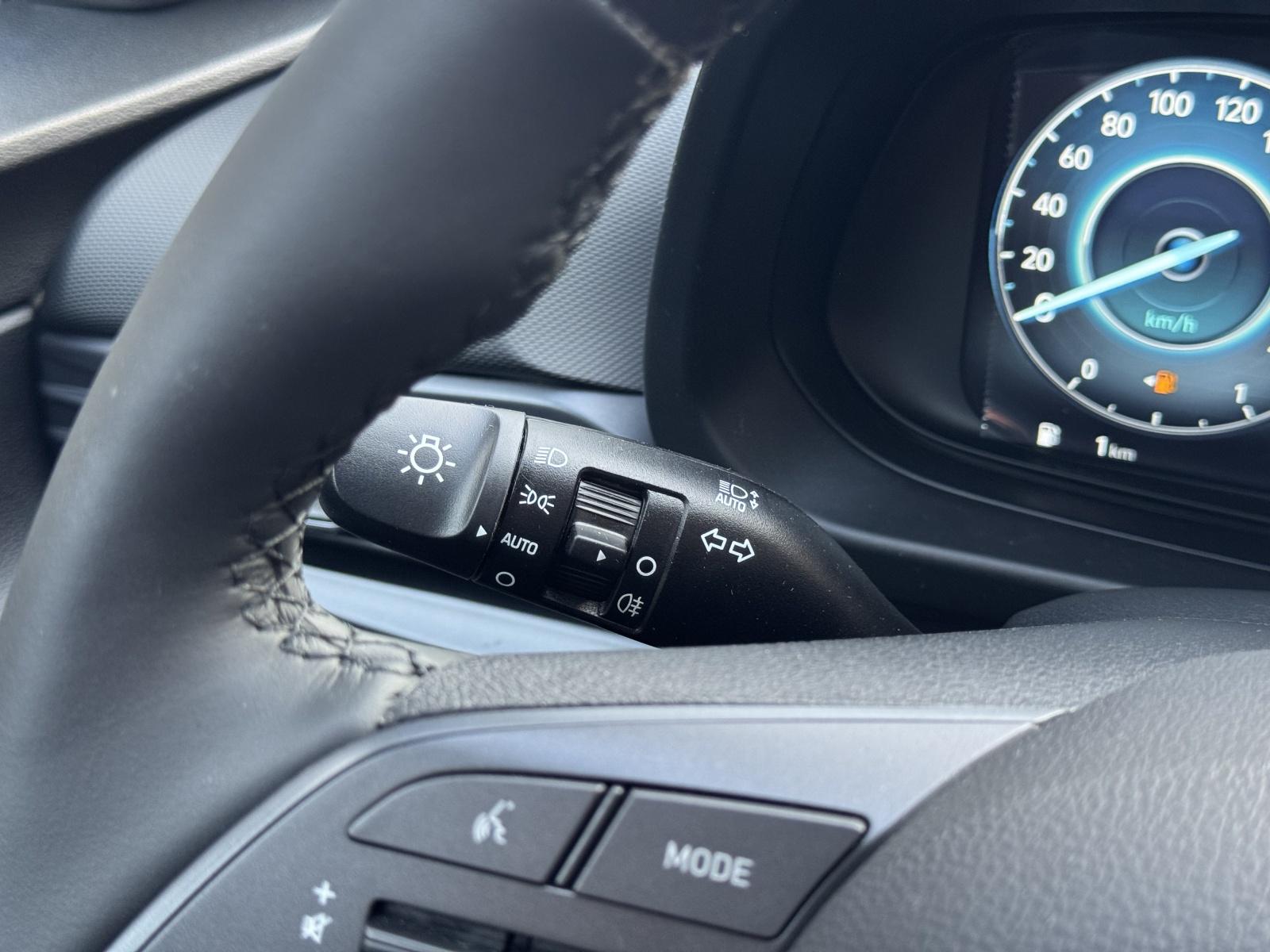 HYUNDAI i20 1.0 T-GDi Amplia-image-19