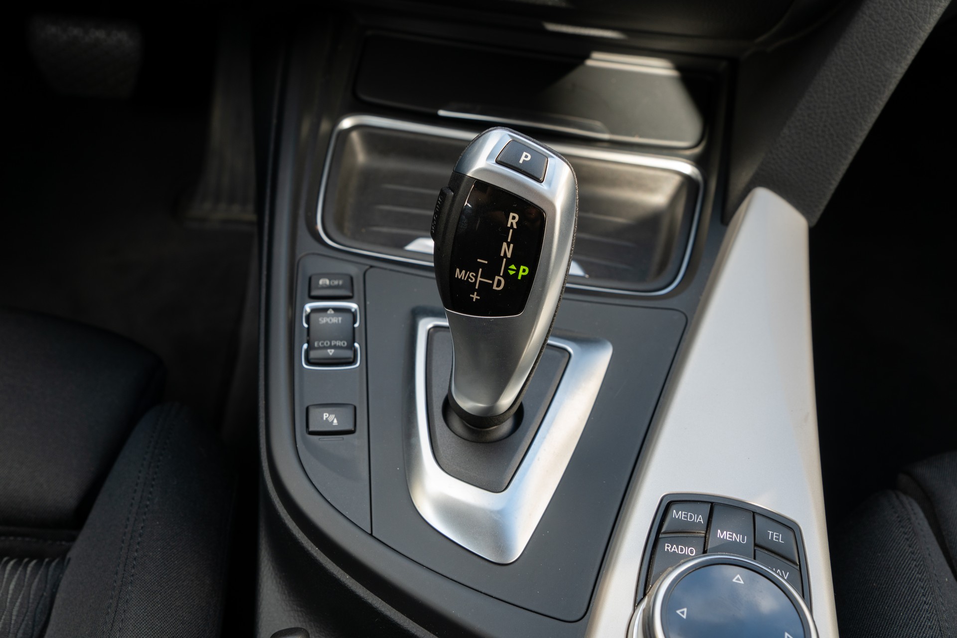 BMW 320d Efficient Dyn. Touring Sport Line Steptronic-image-15
