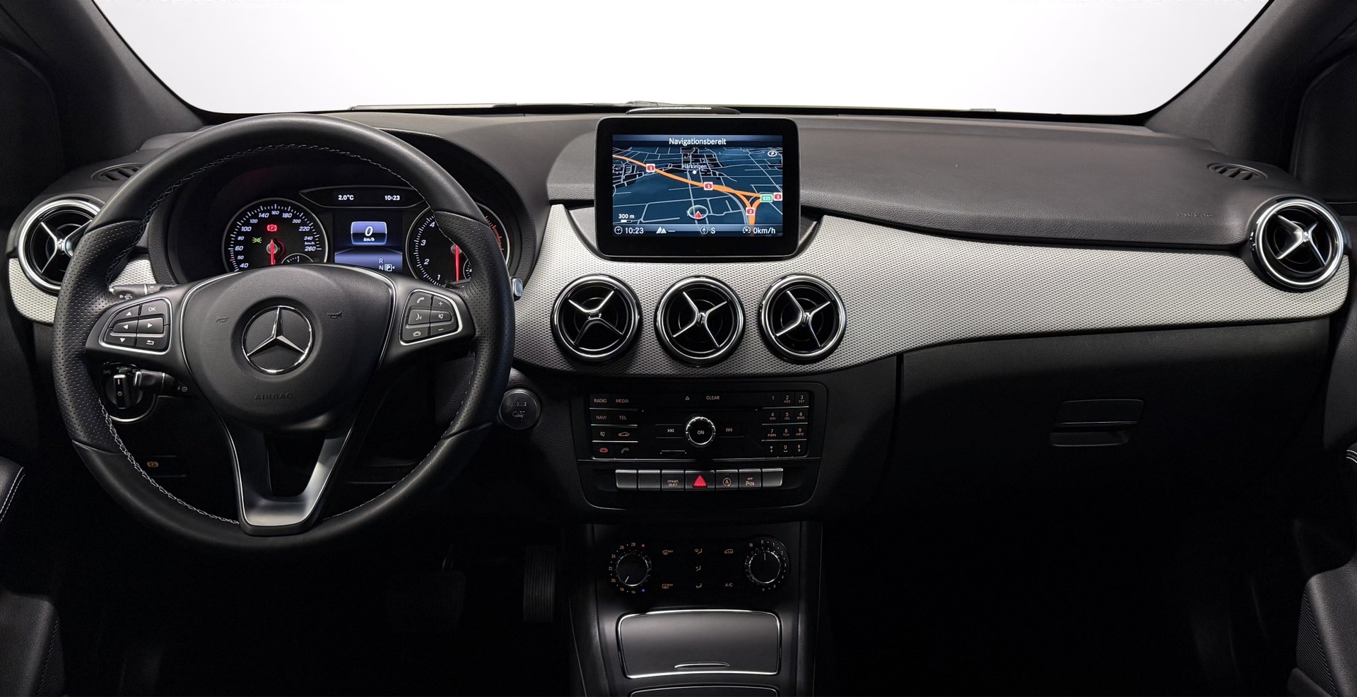 MERCEDES-BENZ B 200 Night Star 7G-DCT-image-10