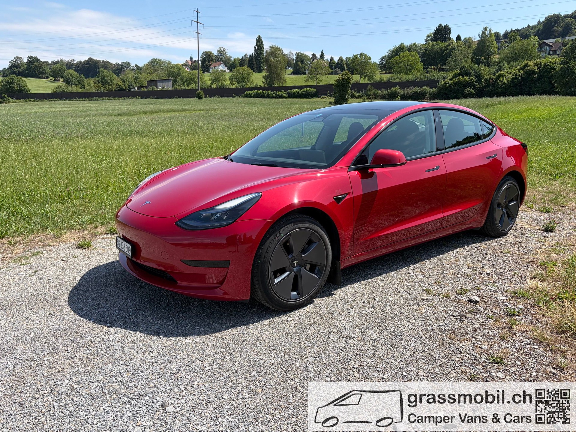 TESLA Model 3-image-0
