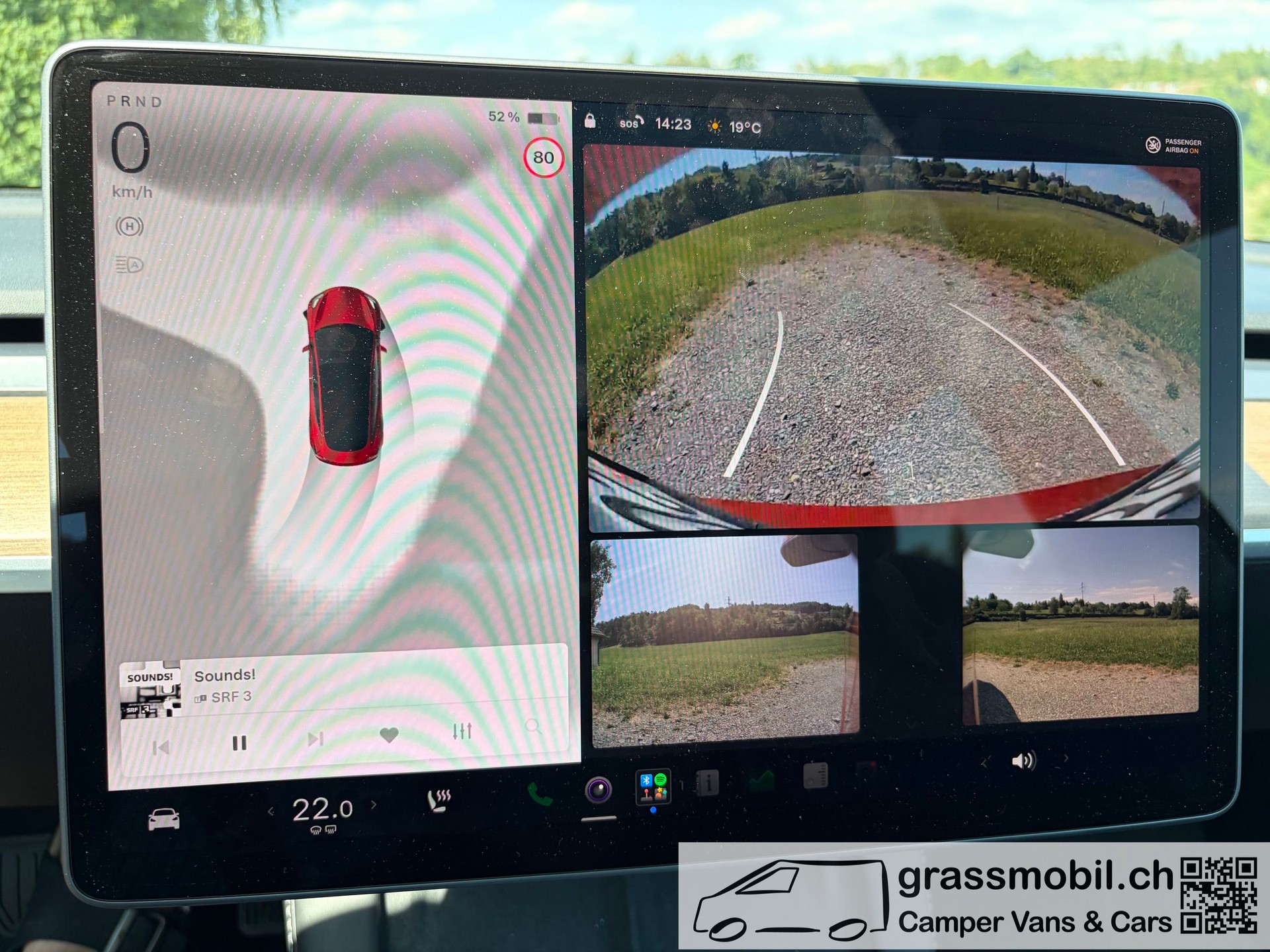 TESLA Model 3-image-10