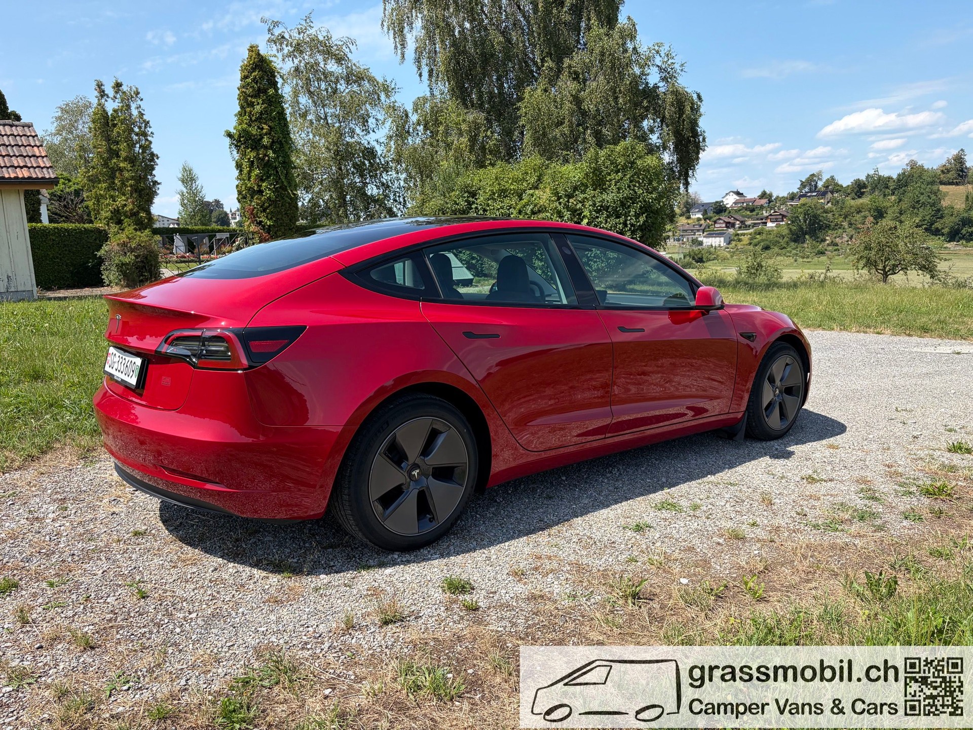 TESLA Model 3-image-3