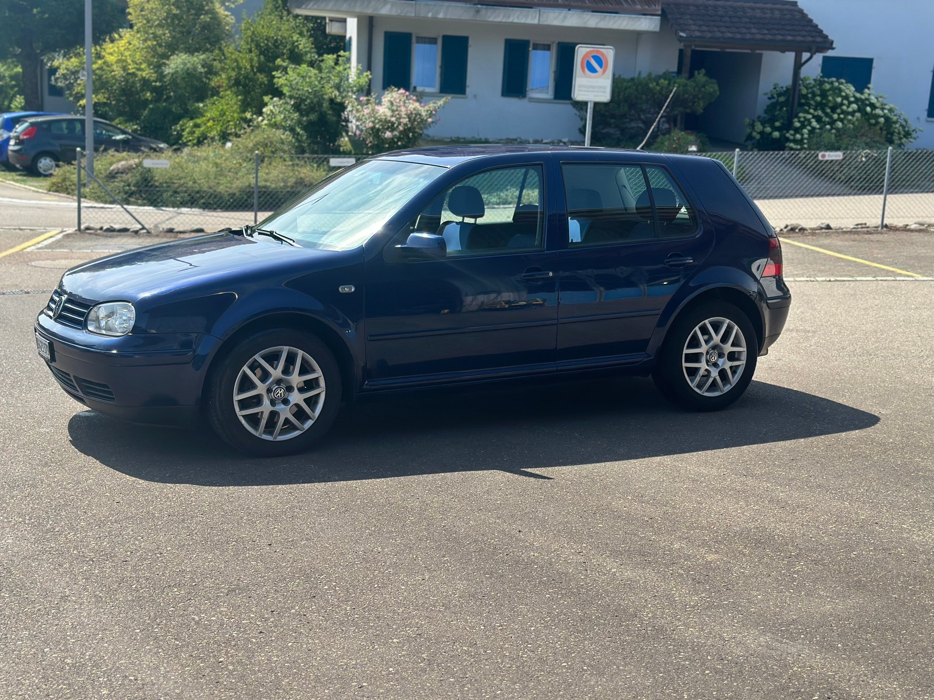 VW Golf 1.9 TDI PD Generation-image-1