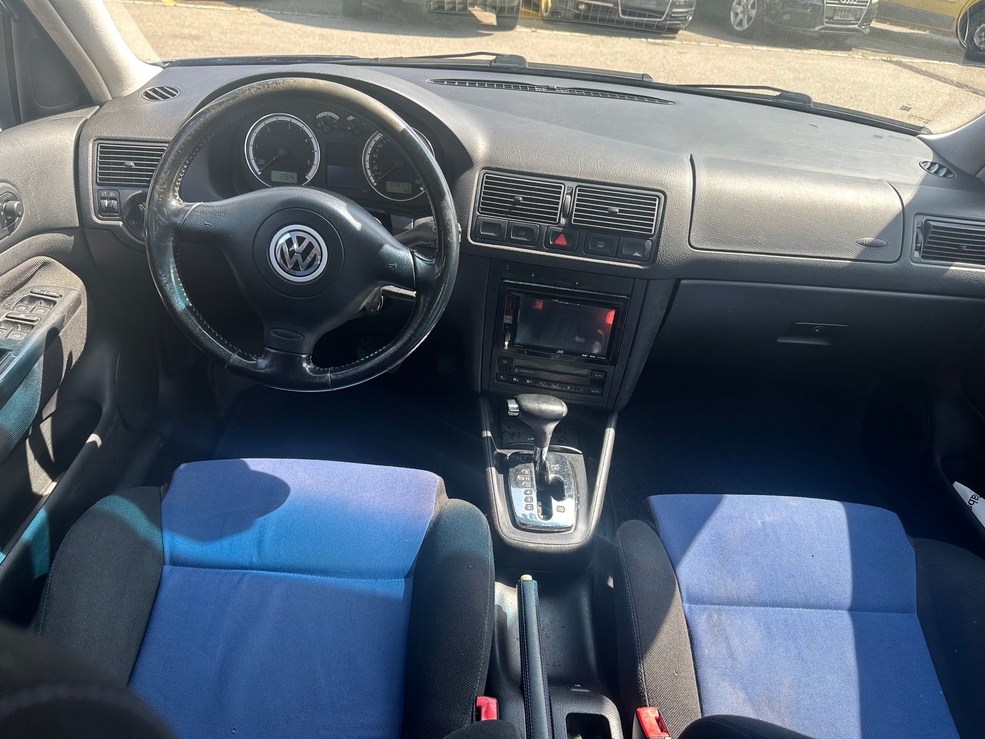VW Golf 1.9 TDI PD Generation-image-7