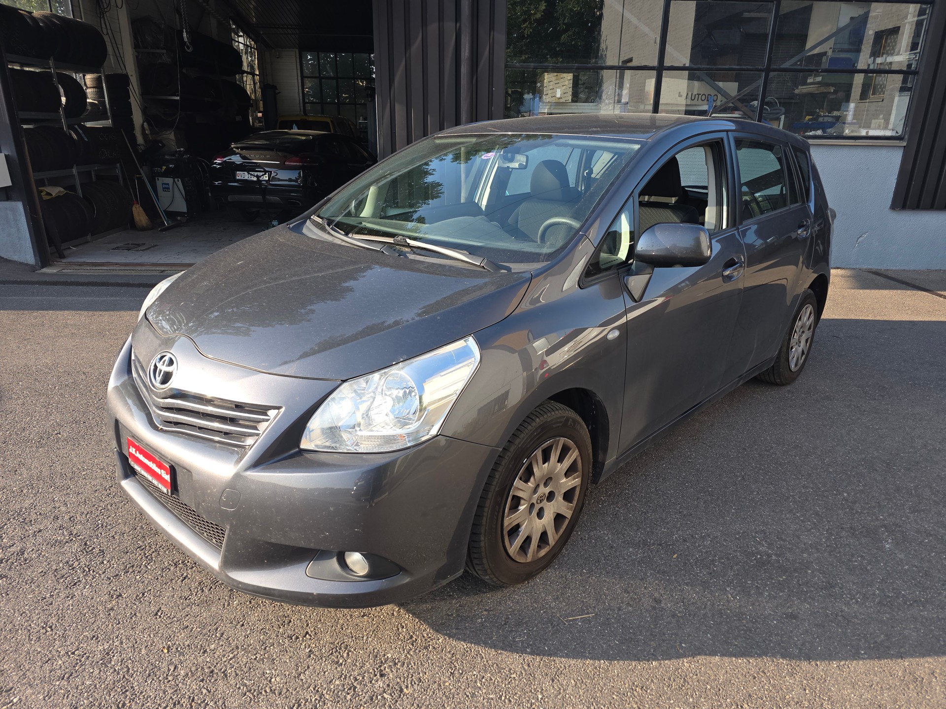 TOYOTA Verso 1.8 Linea Sol-image-9