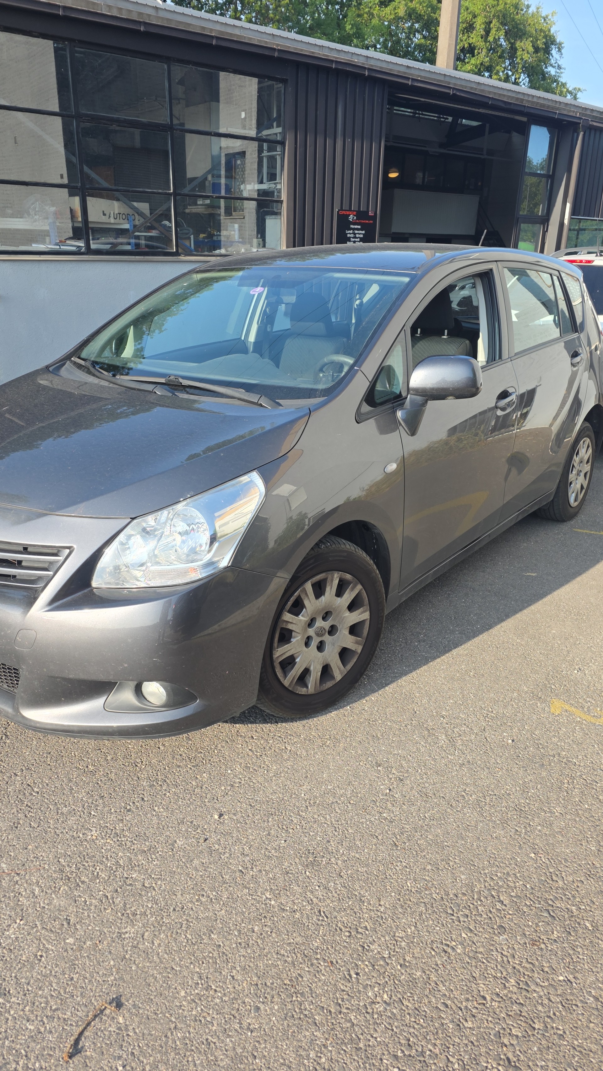TOYOTA Verso 1.8 Linea Sol-image-6