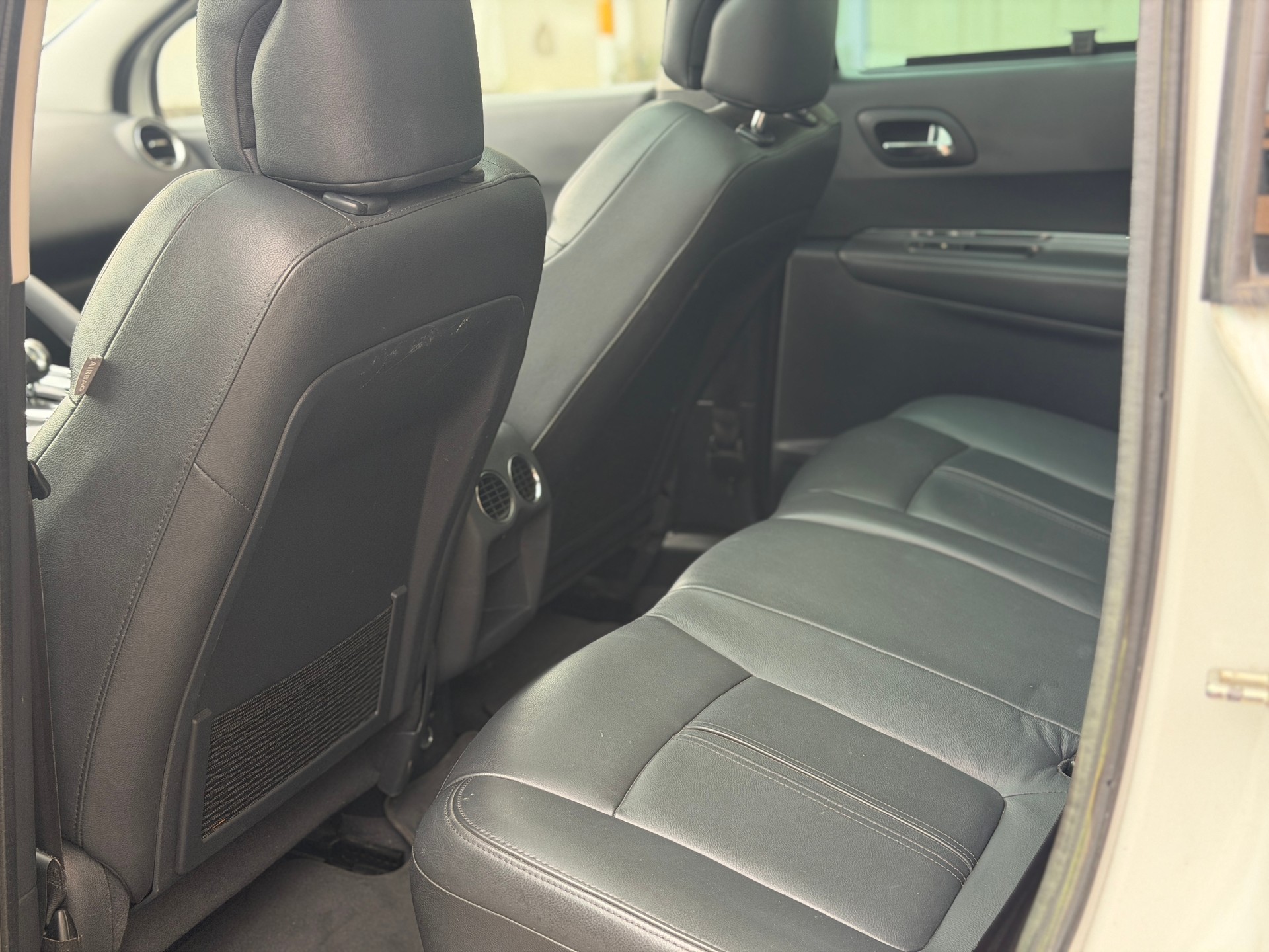 PEUGEOT 3008 HYbrid4 2.0 HDI EGS6-image-20
