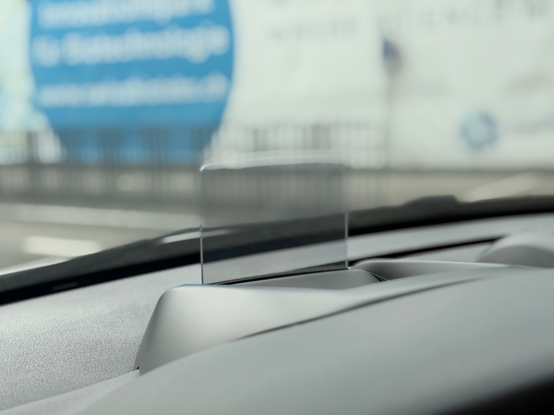 PEUGEOT 3008 HYbrid4 2.0 HDI EGS6-image-31