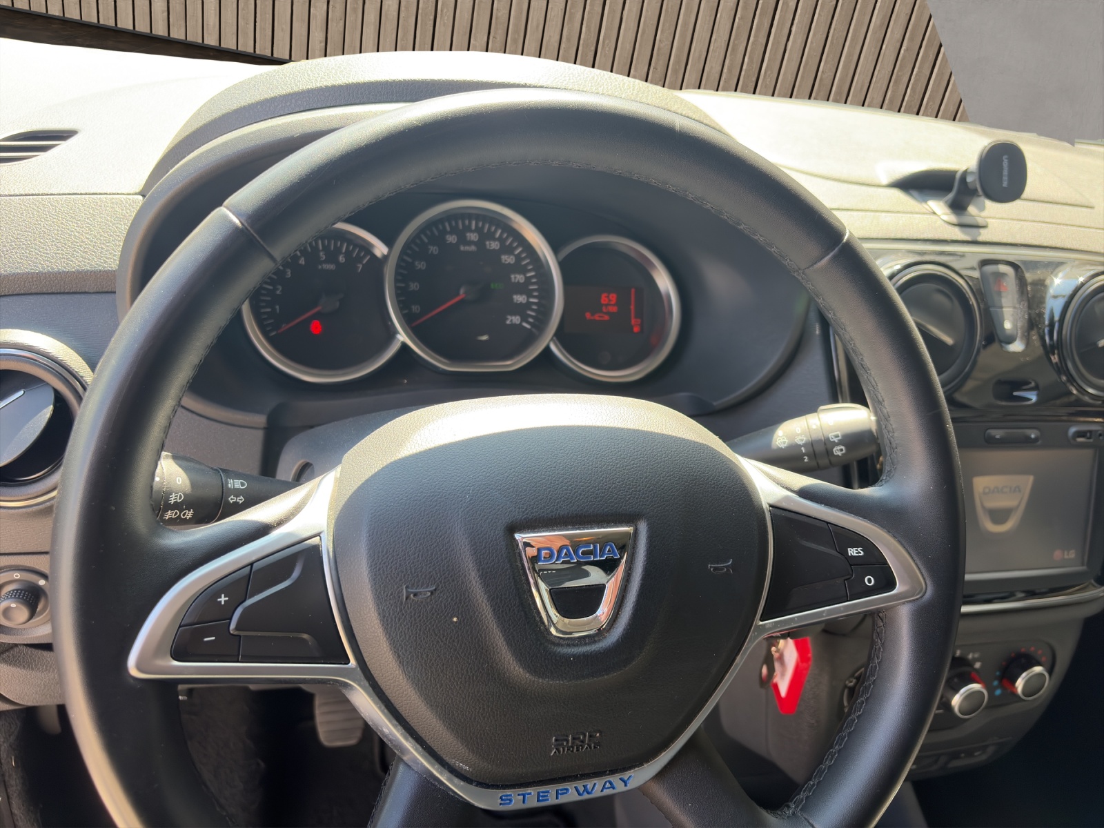 DACIA Lodgy 1.2 Turbo Stepway PL-image-9