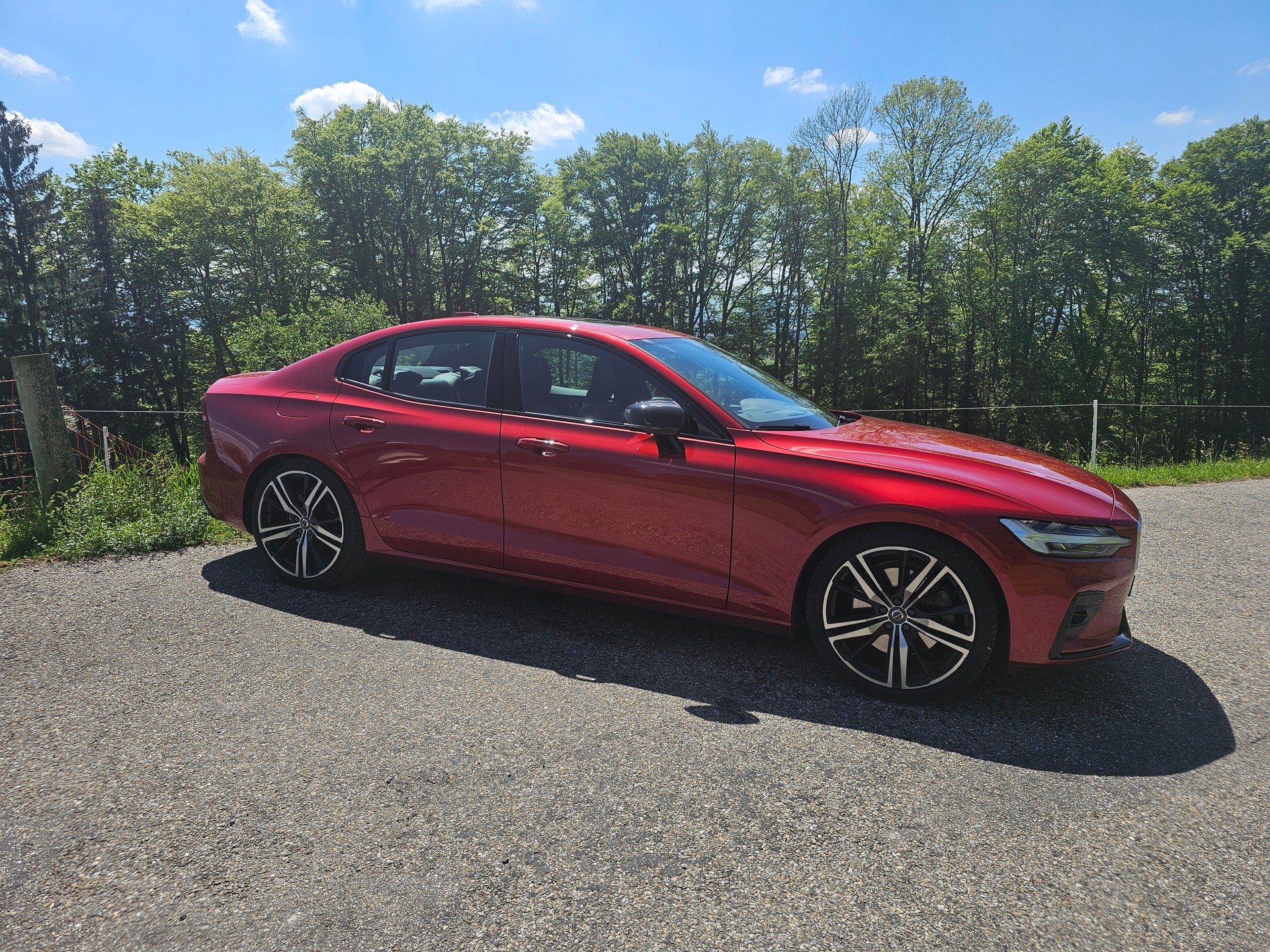 VOLVO 2.0 T5 R-Design
