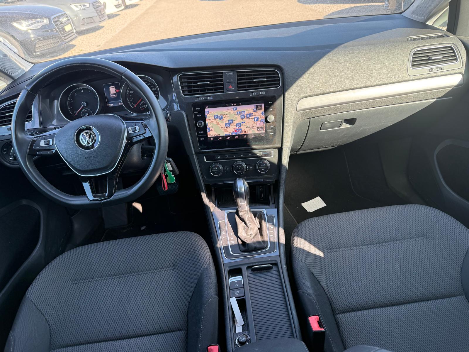 VW Golf VII 1.0 TSI 110 Comfortline DSG-image-10