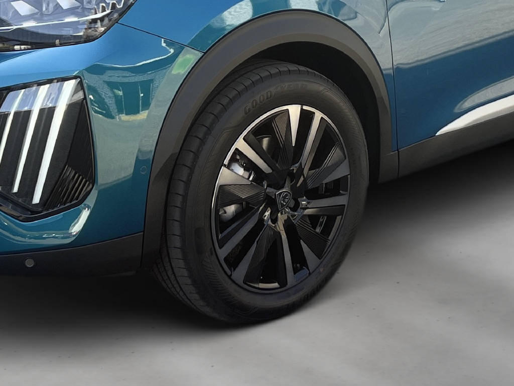 PEUGEOT 2008 1.2 Hybrid 145 GT Exclusive-image-3