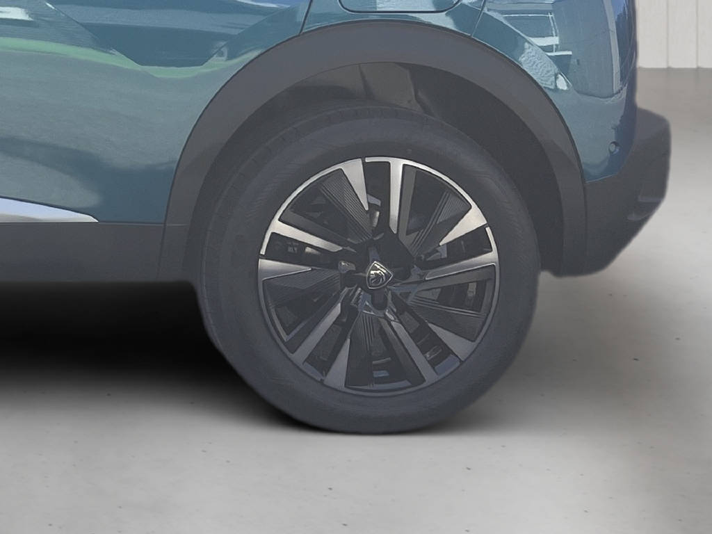 PEUGEOT 2008 1.2 Hybrid 145 GT Exclusive-image-5