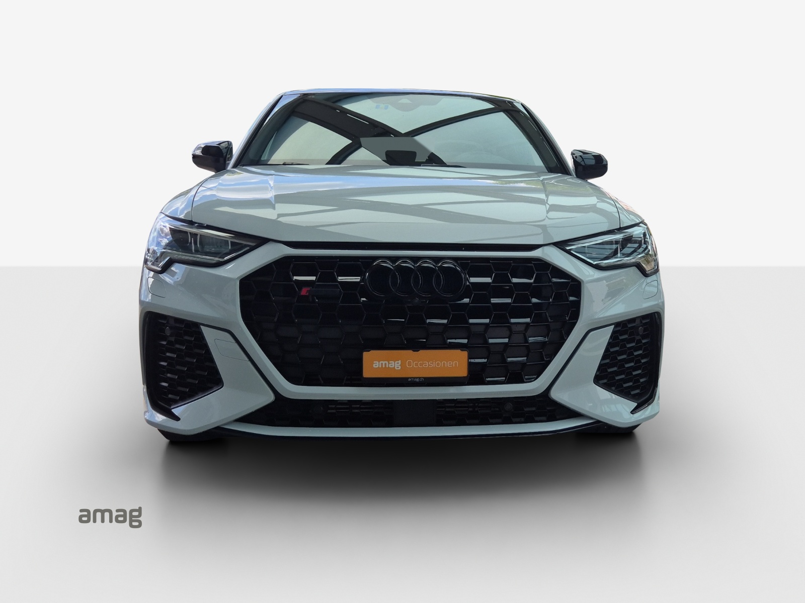 AUDI RS Q3 Sportback quattro S tronic-image-6
