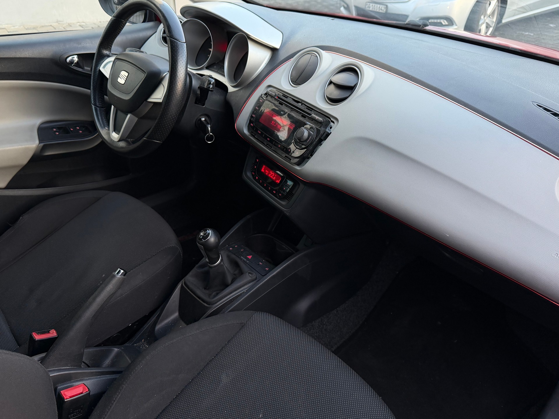 SEAT Ibiza 1.9 TDI Sport-image-9