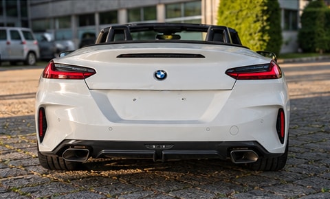 BMW M40i-image-4