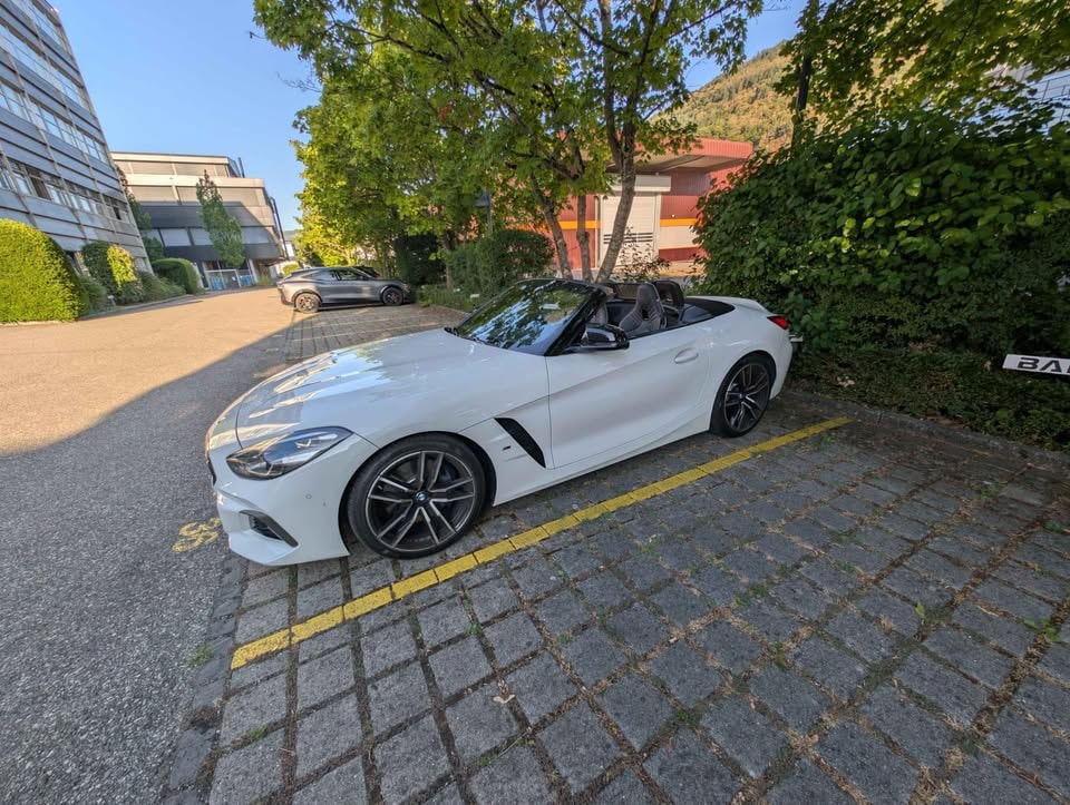 BMW M40i-image-0
