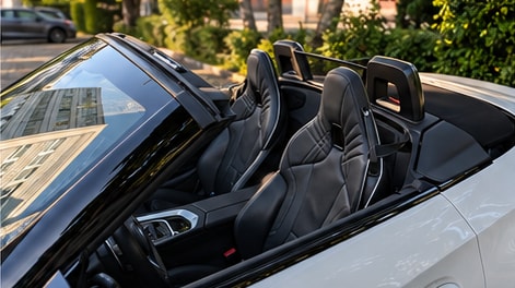 BMW M40i-image-2