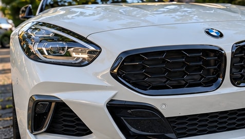 BMW M40i-image-3