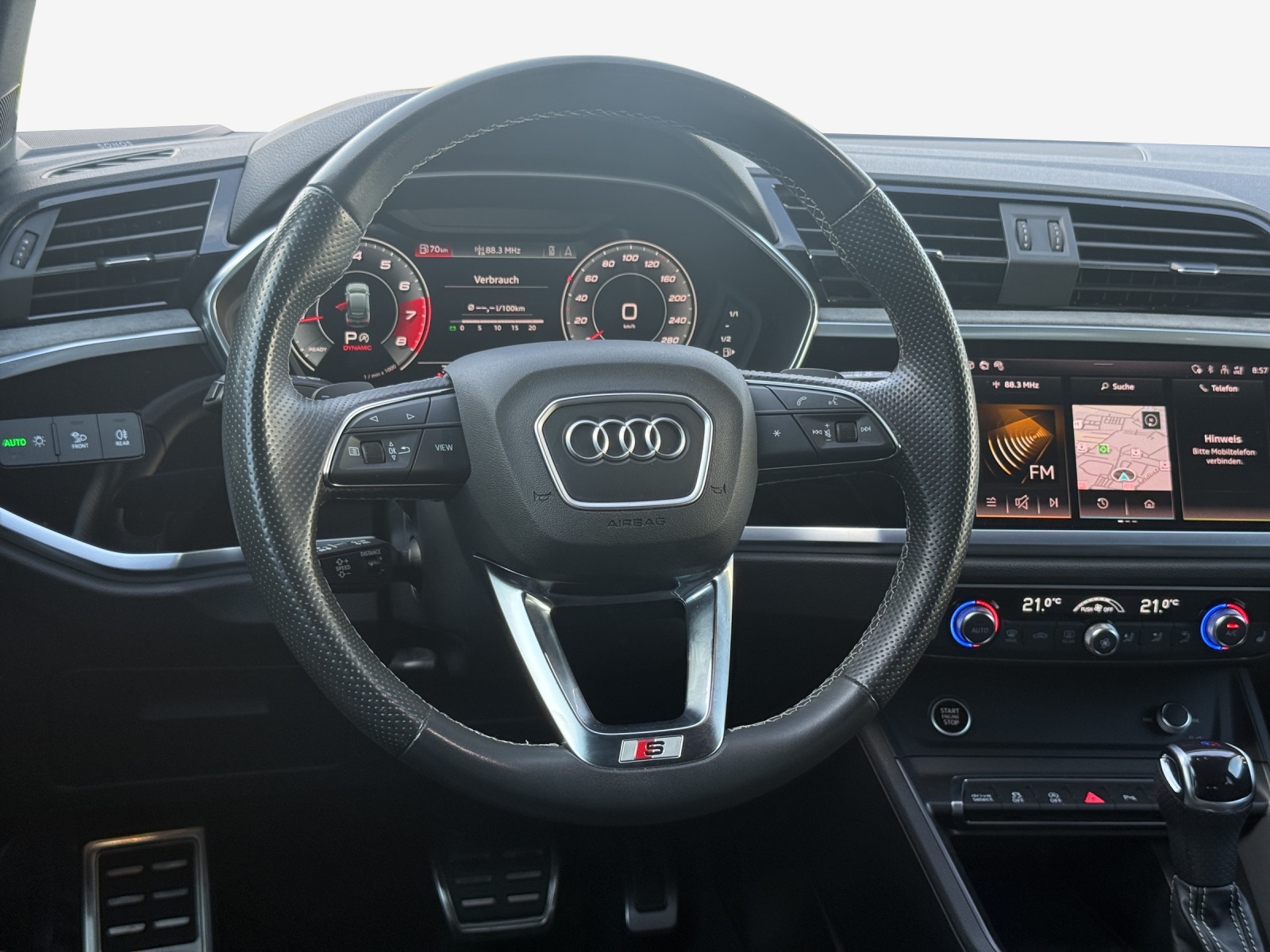 AUDI Q3 Sportback 45 TFSI S line quattro S-tronic-image-9