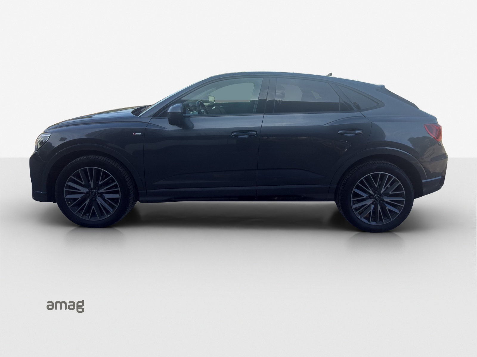 AUDI Q3 Sportback 45 TFSI S line quattro S-tronic-image-1
