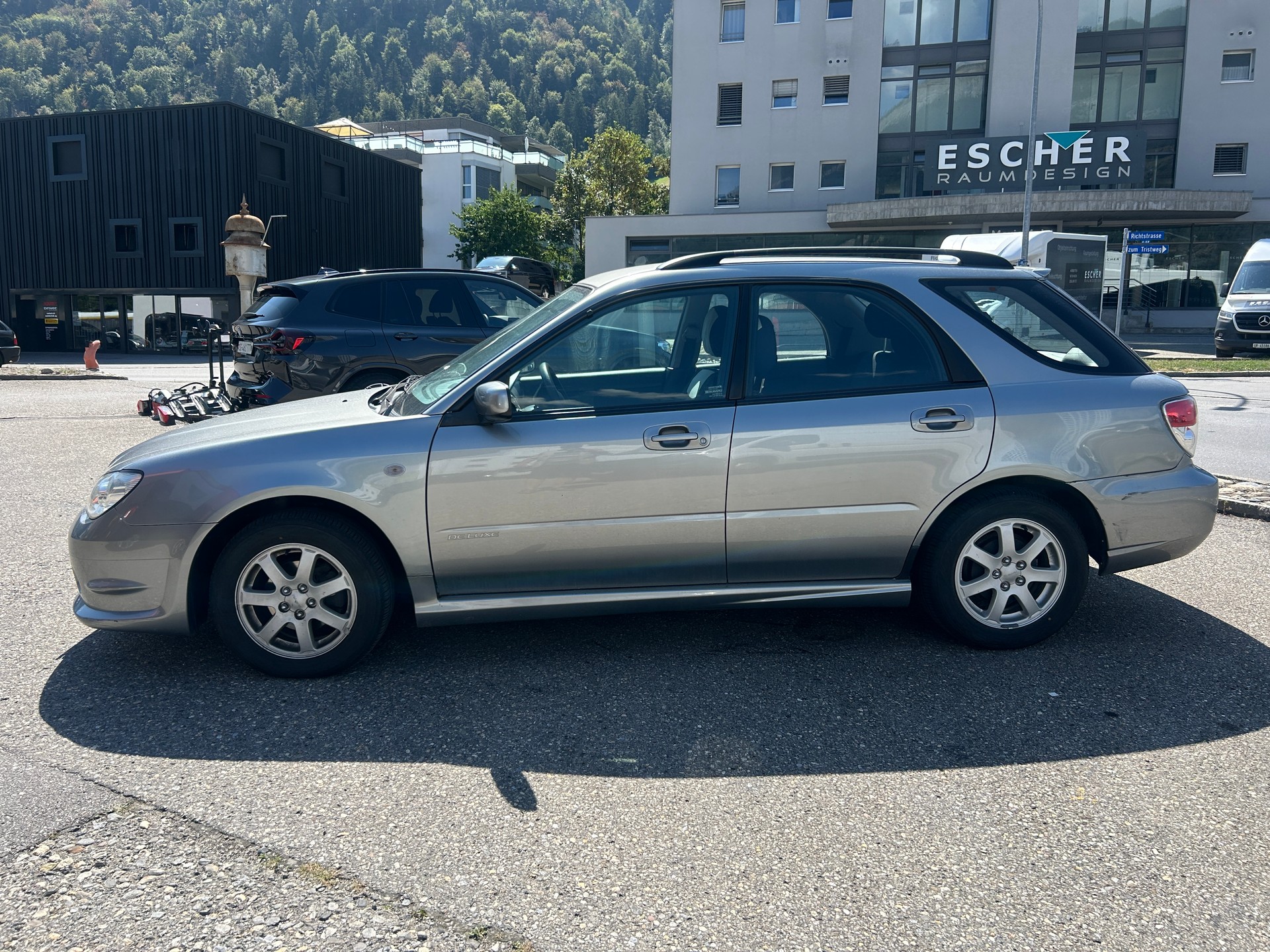 SUBARU Impreza 1.5R Swiss De Luxe-image-2