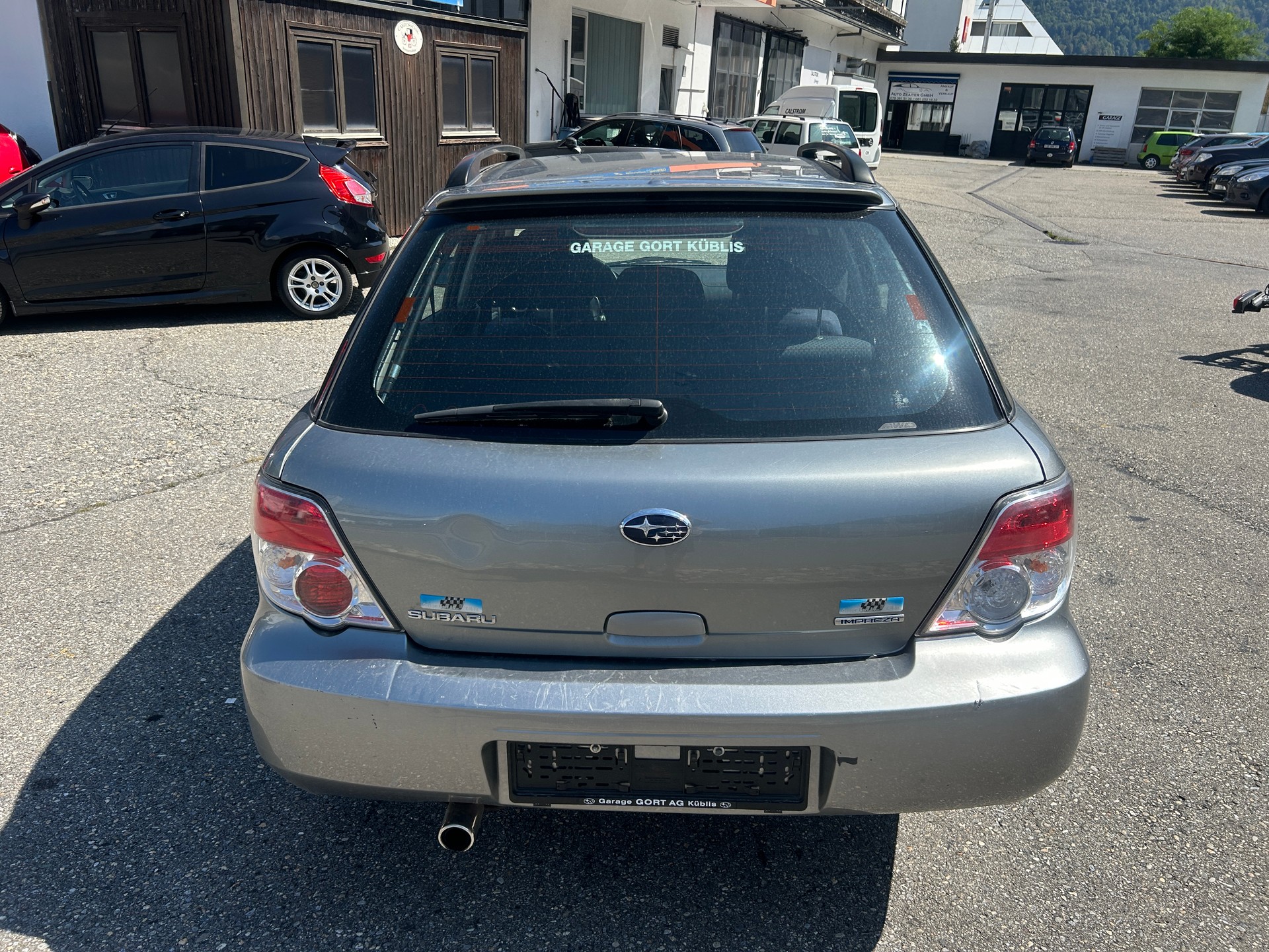 SUBARU Impreza 1.5R Swiss De Luxe-image-4