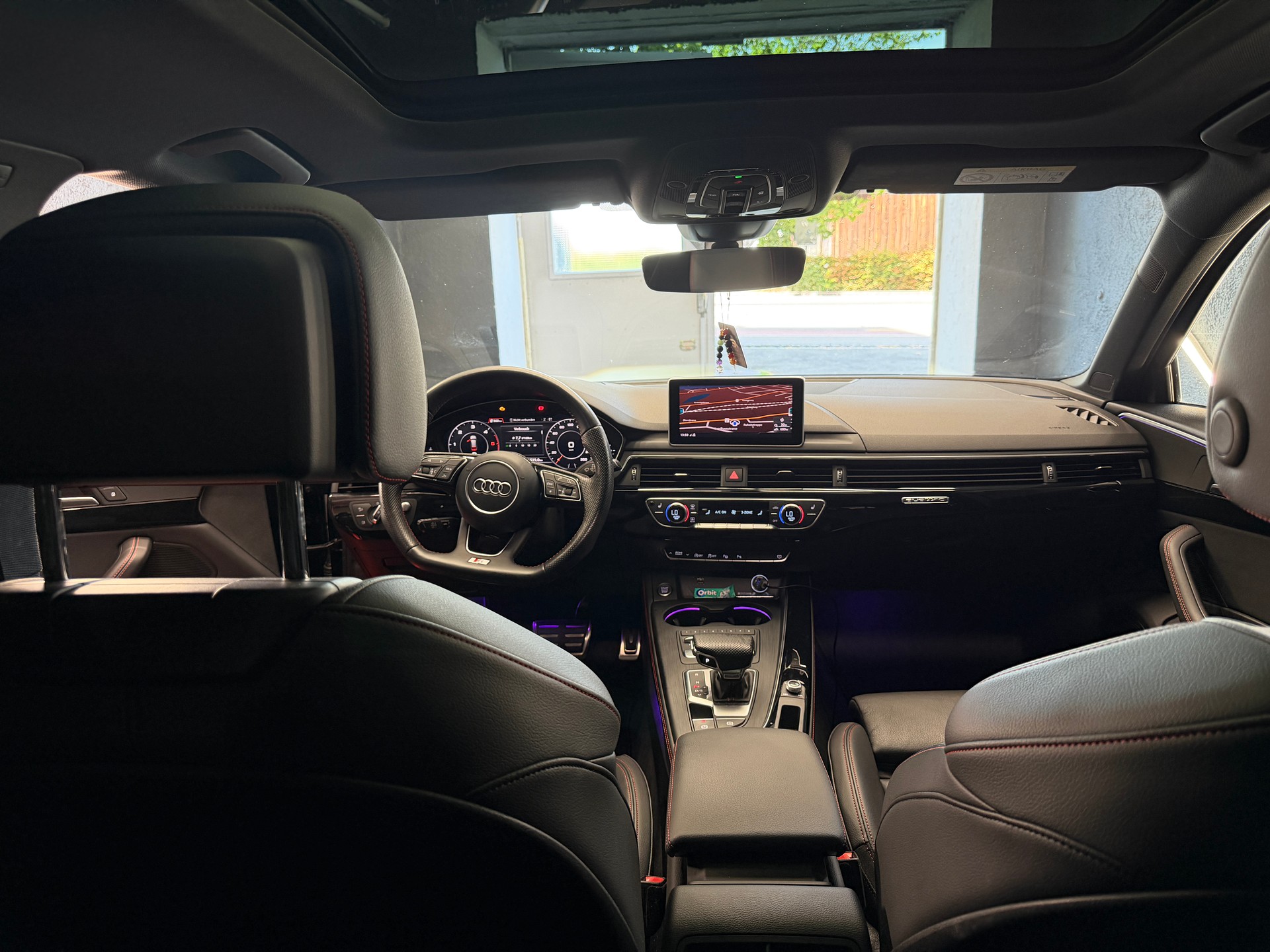 AUDI 2.0 40 TDI Sport quattro S-Tronic-image-5