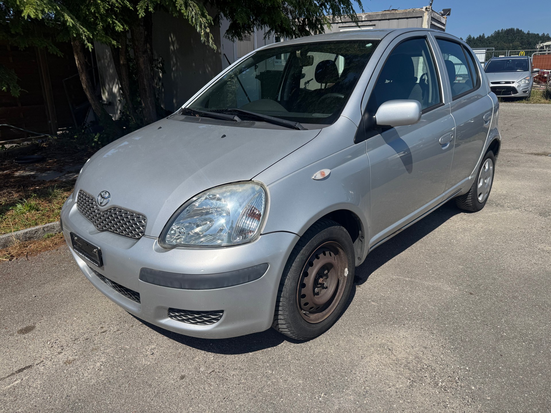 TOYOTA Yaris 1.3 Linea Luna-image-1
