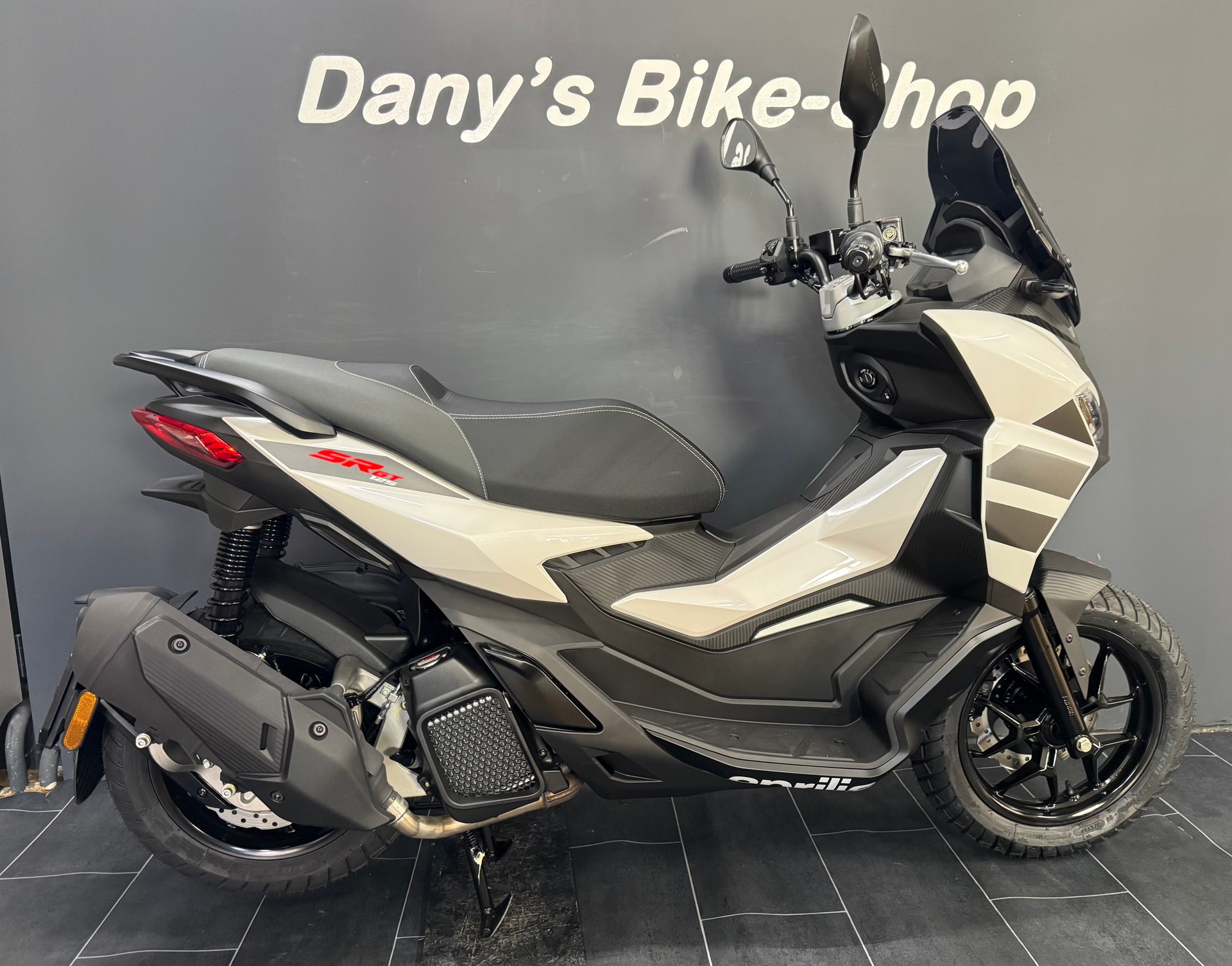 APRILIA SR 125 GT ABS