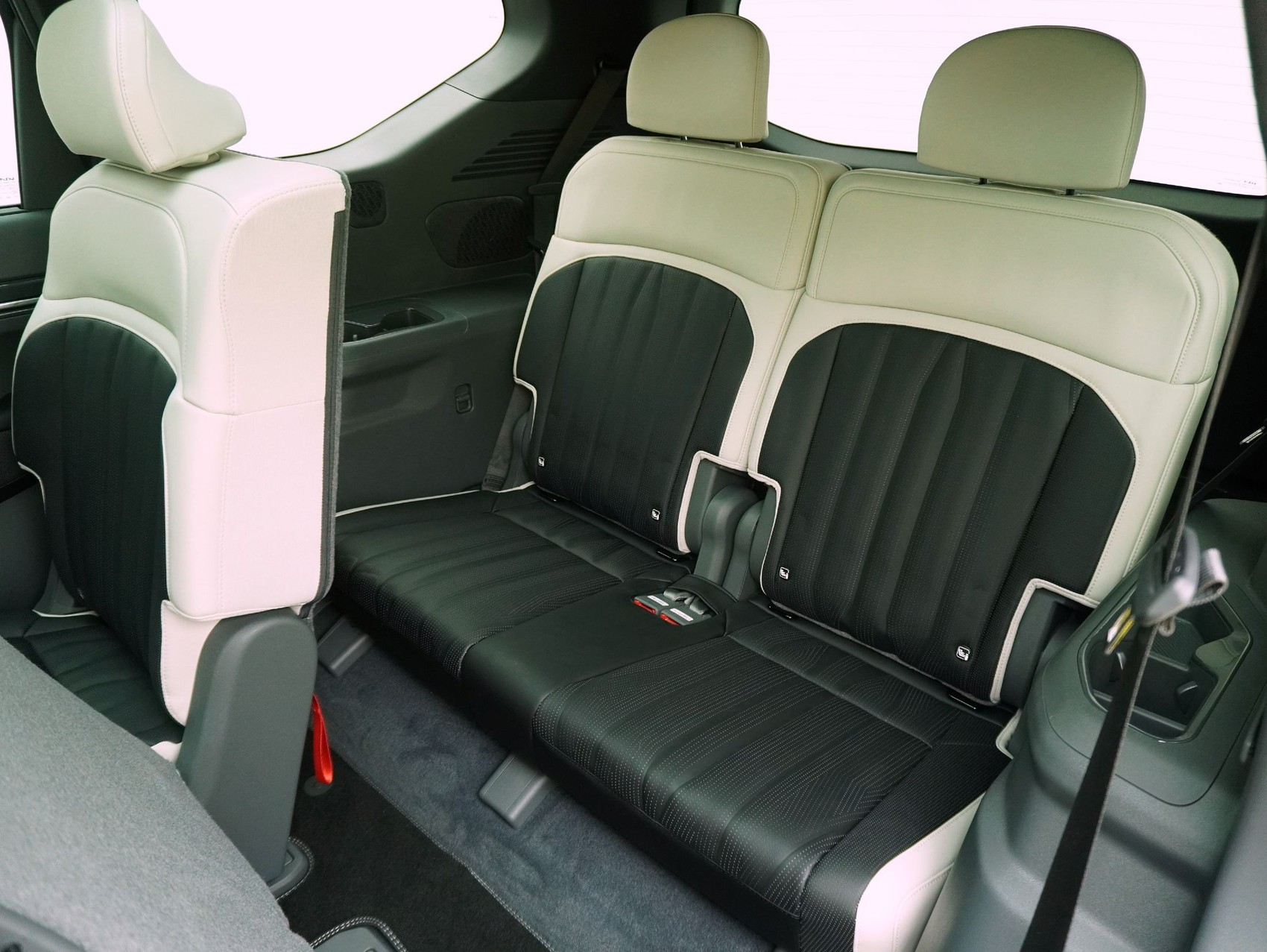KIA EV9 99.8 kWh GT-Line 4x4-image-13