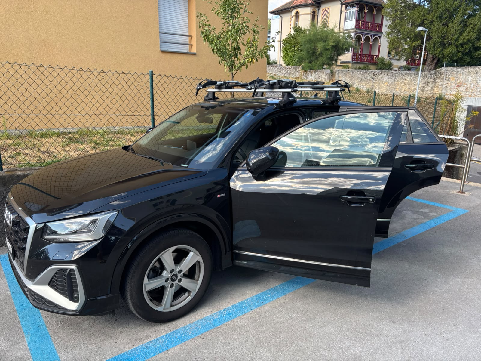 AUDI 2.0 35 TDI Advanced quattro S-Tronic-image-6