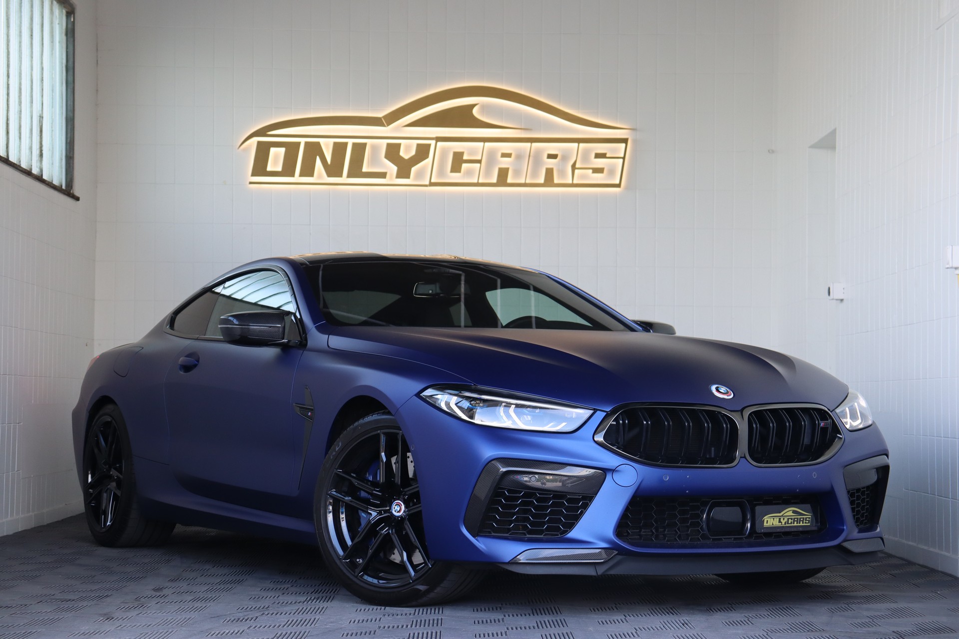 BMW M8 xDrive Steptronic M Competition * SCHALENSITZE * INDIVIDUAL * FULL CARBON * VOLL PPF FOLLIERT *-image-0