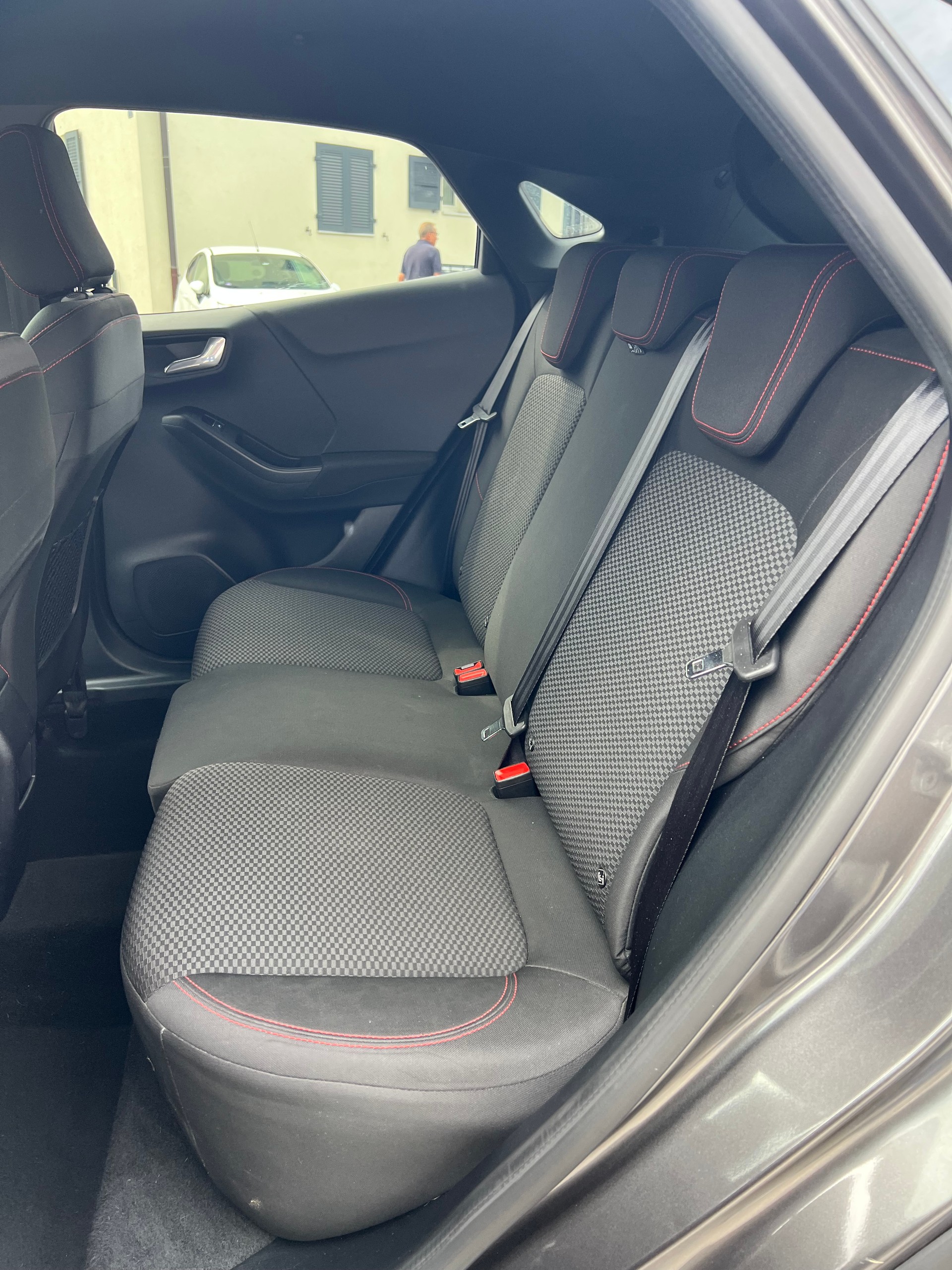 FORD Puma 1.0 MHEV ST-Line-image-9