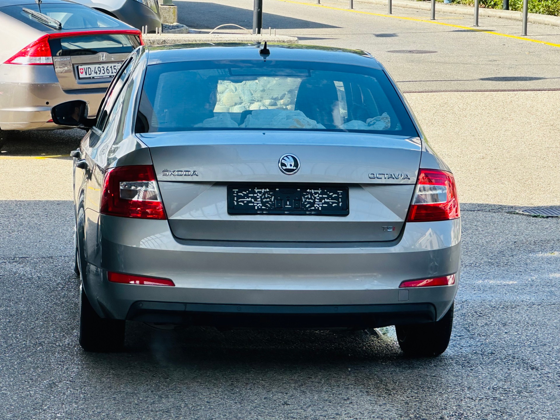 SKODA Octavia 1.4 TSI Ambition-image-4
