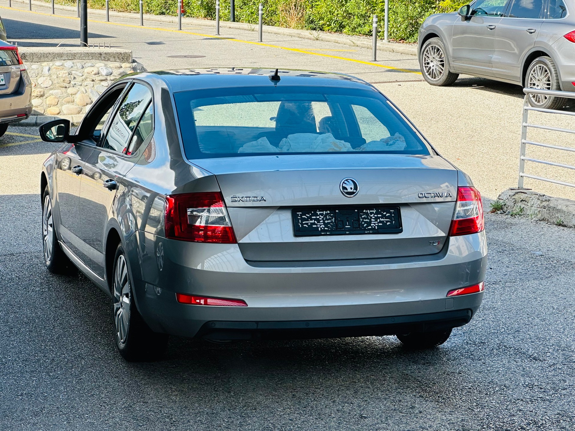 SKODA Octavia 1.4 TSI Ambition-image-6