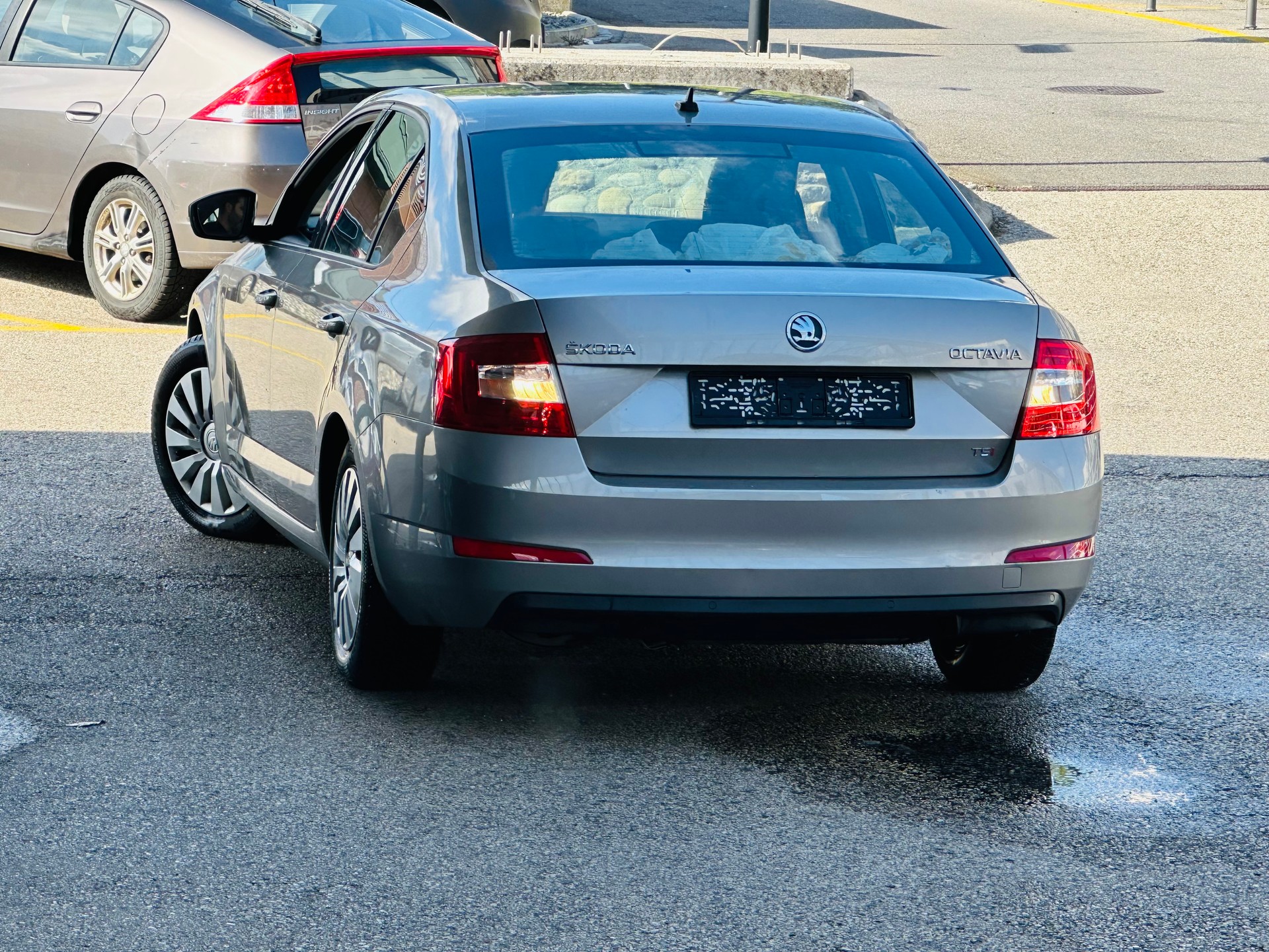 SKODA Octavia 1.4 TSI Ambition-image-3
