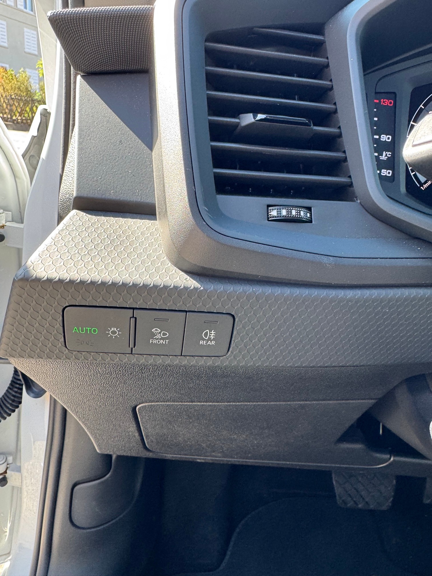AUDI A1 Sportback 30 TFSI S-tronic-image-16