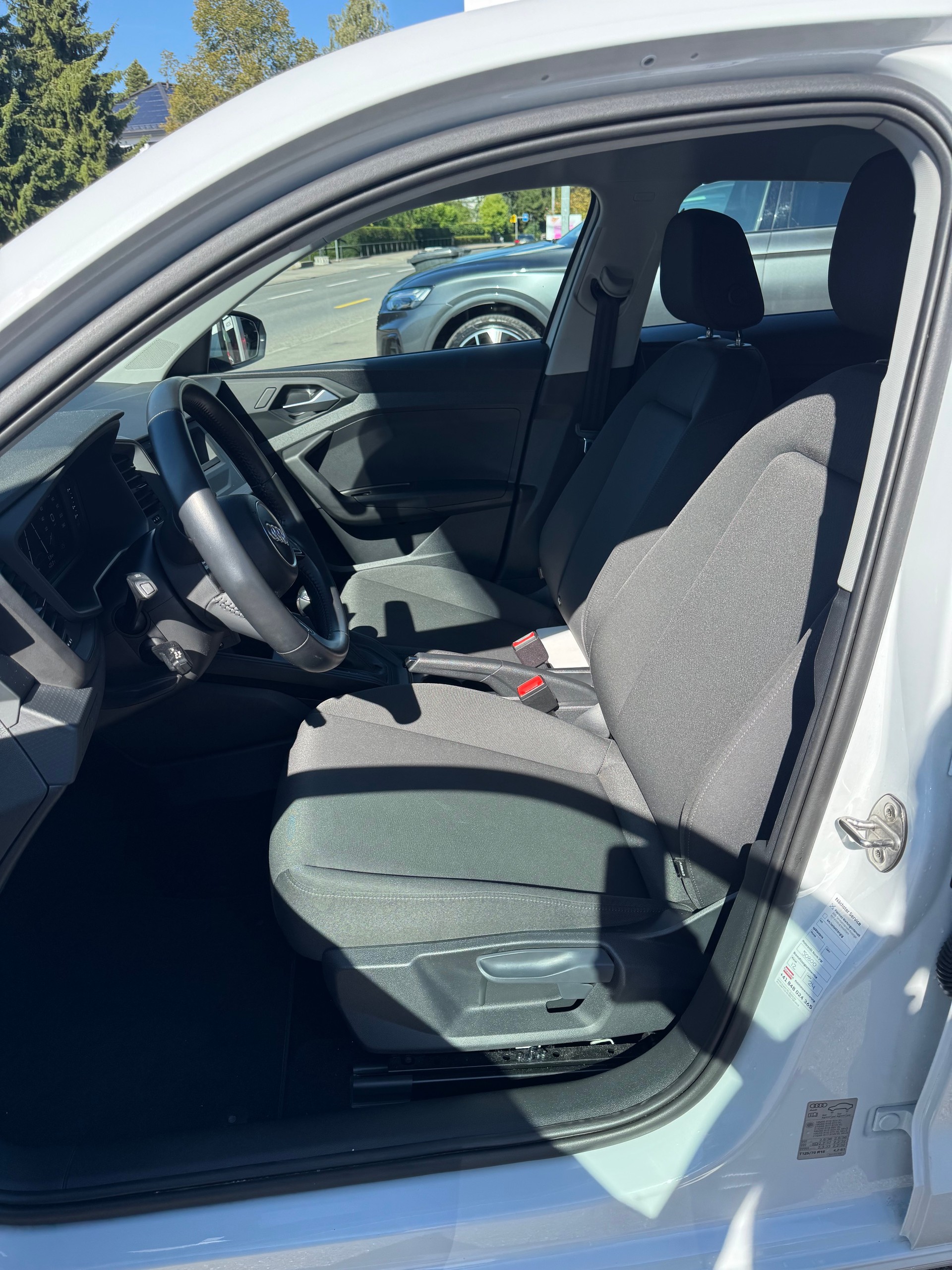 AUDI A1 Sportback 30 TFSI S-tronic-image-18