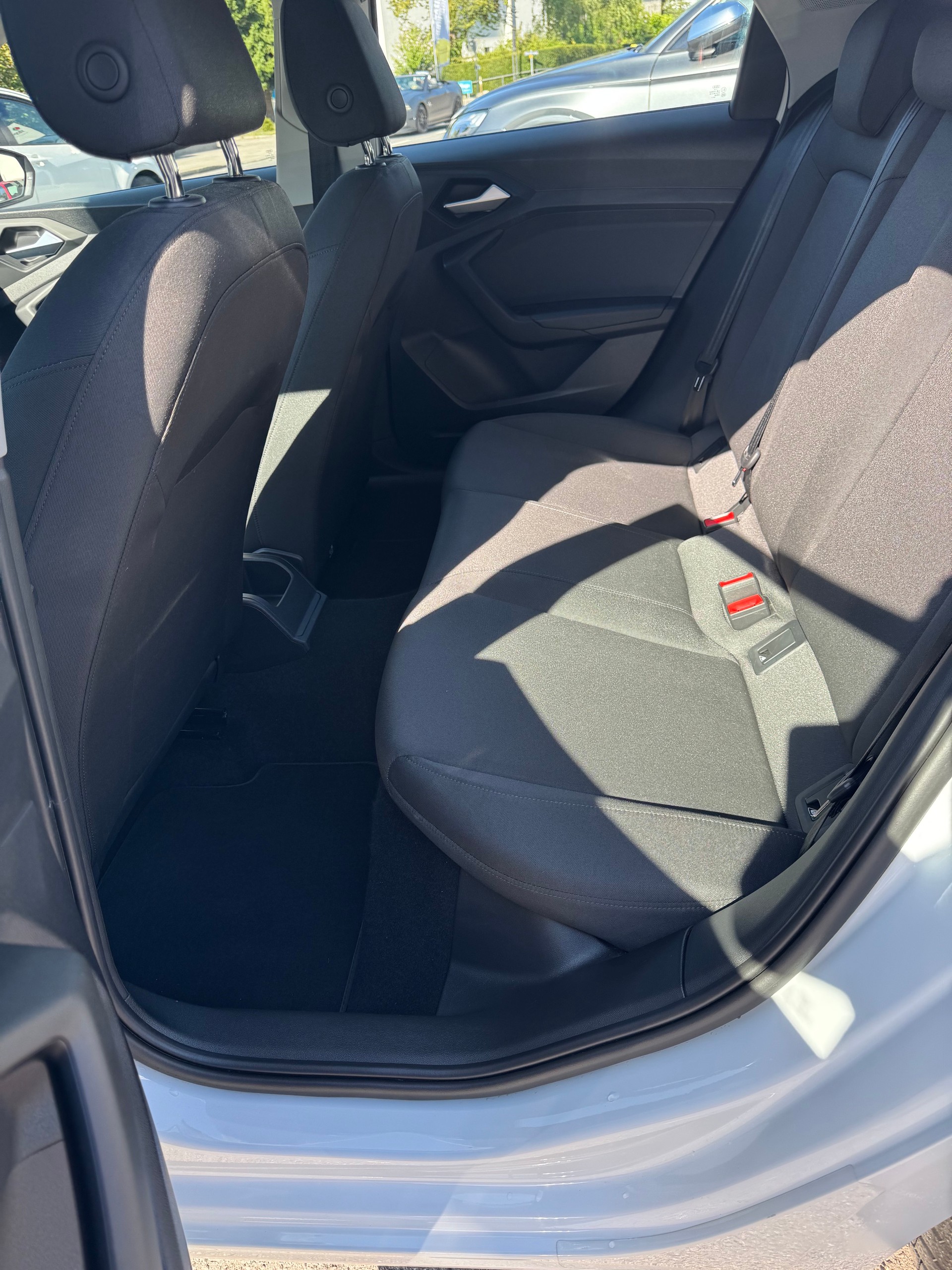 AUDI A1 Sportback 30 TFSI S-tronic-image-12