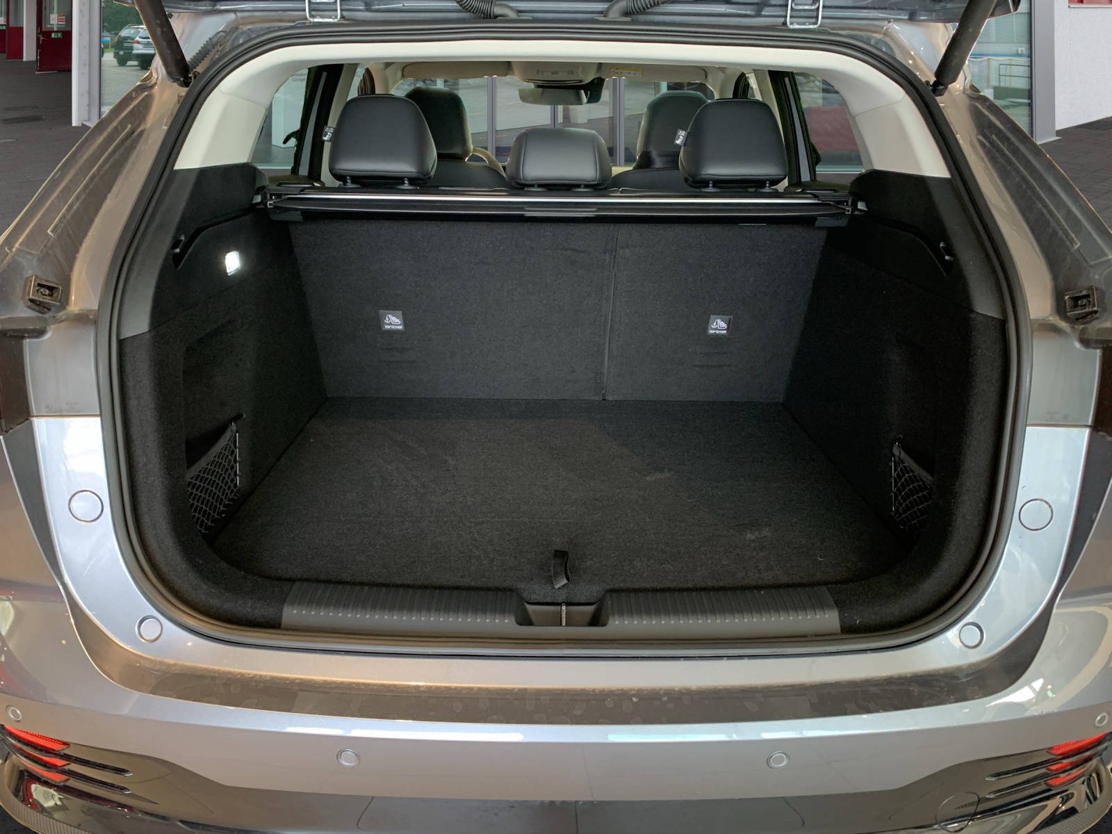 MG HS 1.5 Hybrid Luxury-image-10