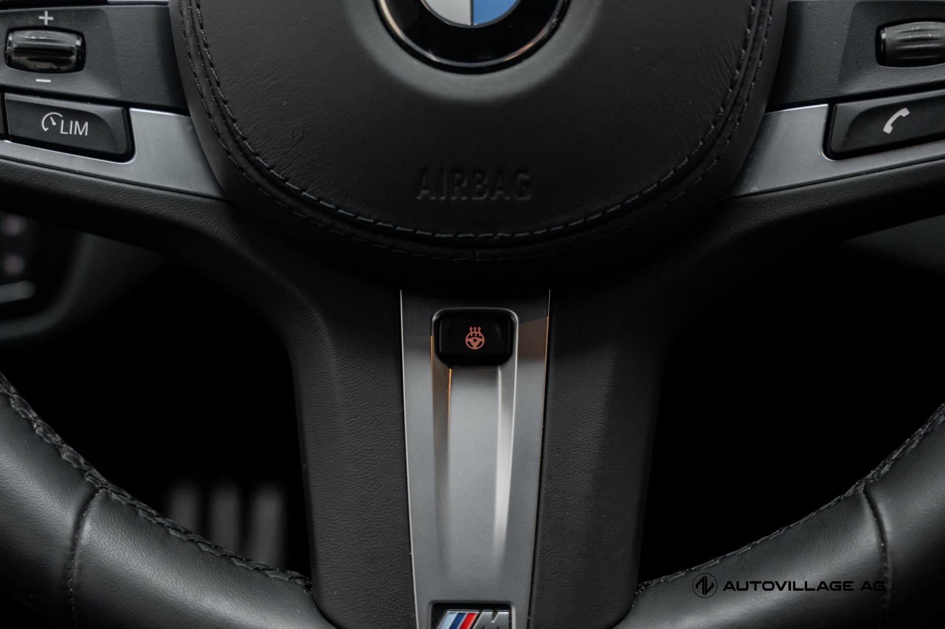 BMW 540i xDrive Touring Steptronic-image-21