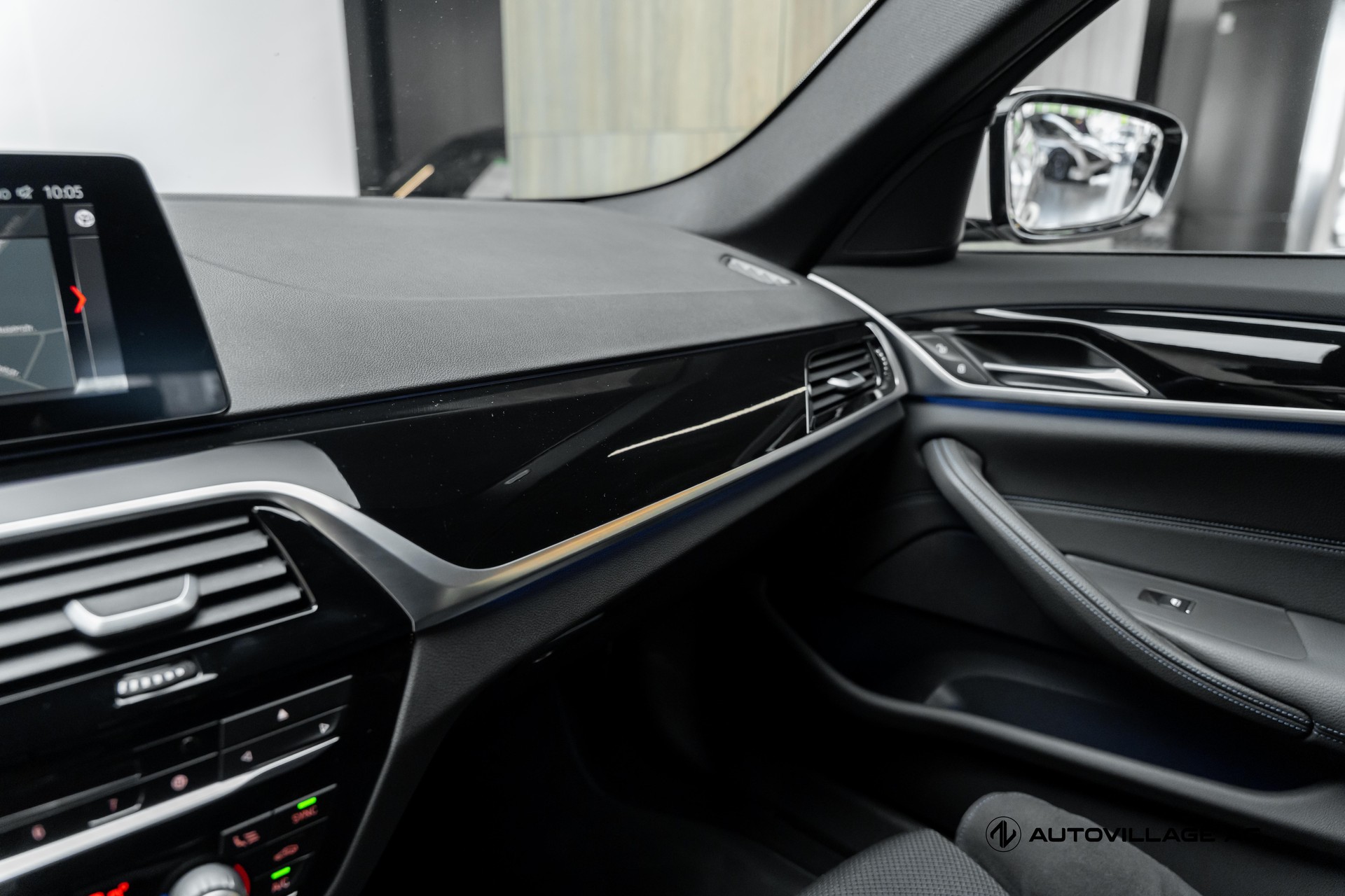 BMW 540i xDrive Touring Steptronic-image-17