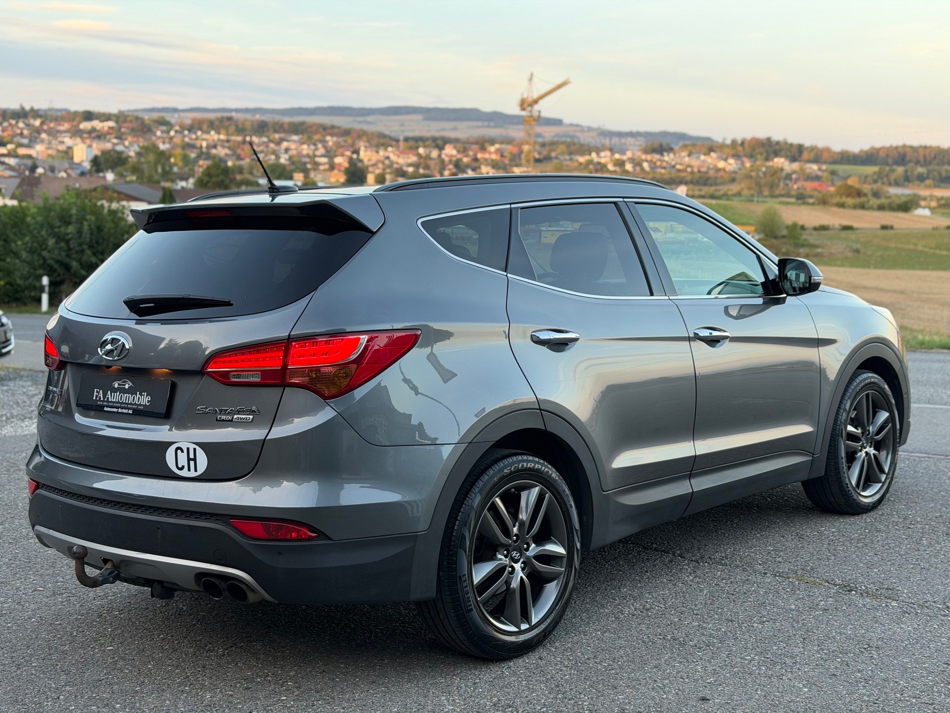 HYUNDAI Santa Fe 2.2 CRDI GO! Plus 4WD Automatic-image-5
