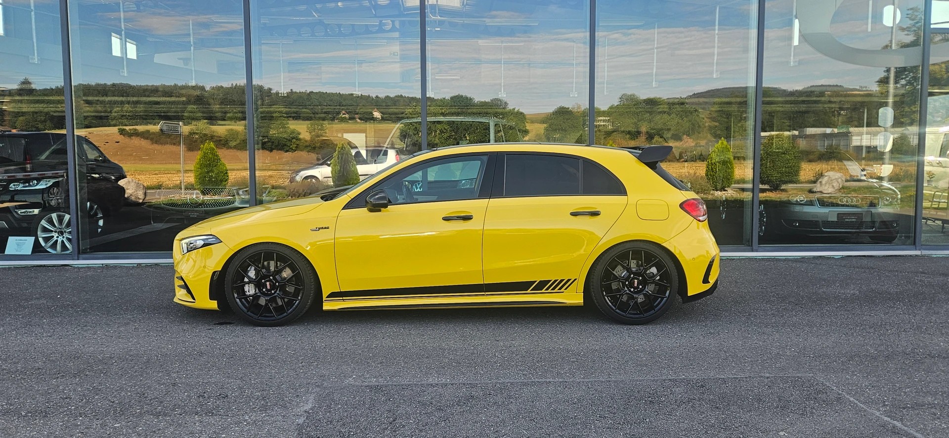 MERCEDES-BENZ A 35 AMG 4Matic Edition 1 Speedshift-image-0