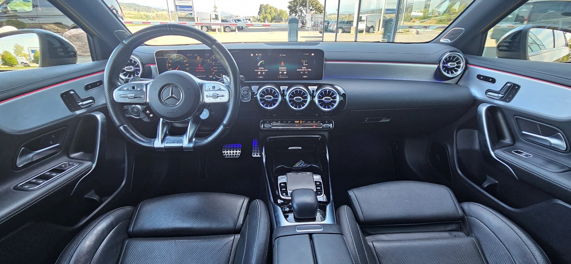 MERCEDES-BENZ A 35 AMG 4Matic Edition 1 Speedshift-image-7