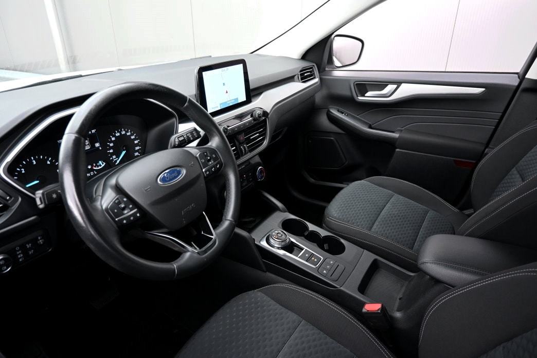 FORD Kuga 1.5 TDCi Cool & Connect Automat-image-8