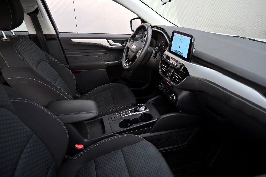 FORD Kuga 1.5 TDCi Cool & Connect Automat-image-4