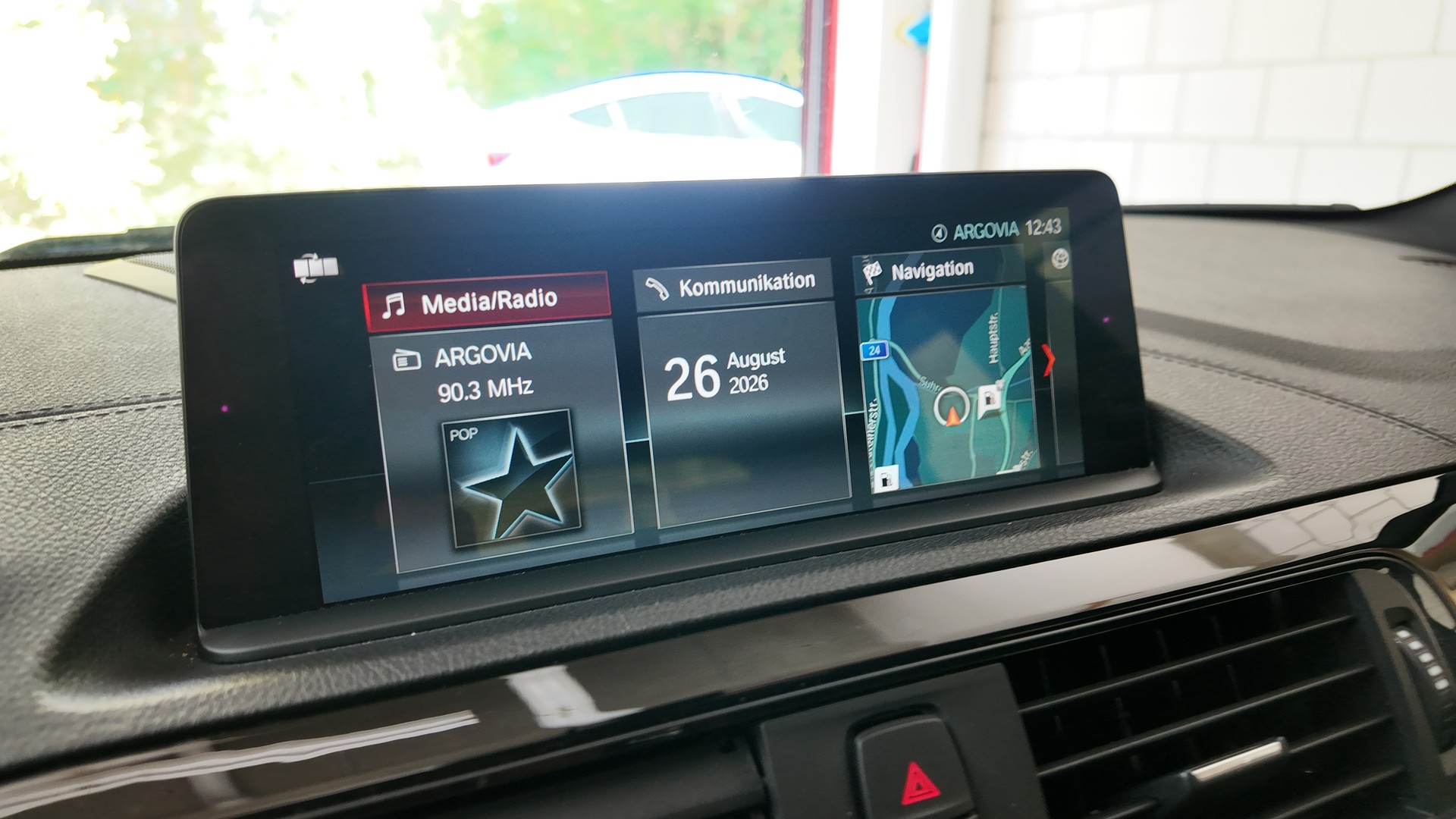 BMW 120d xDrive M Sport Steptronic-image-26